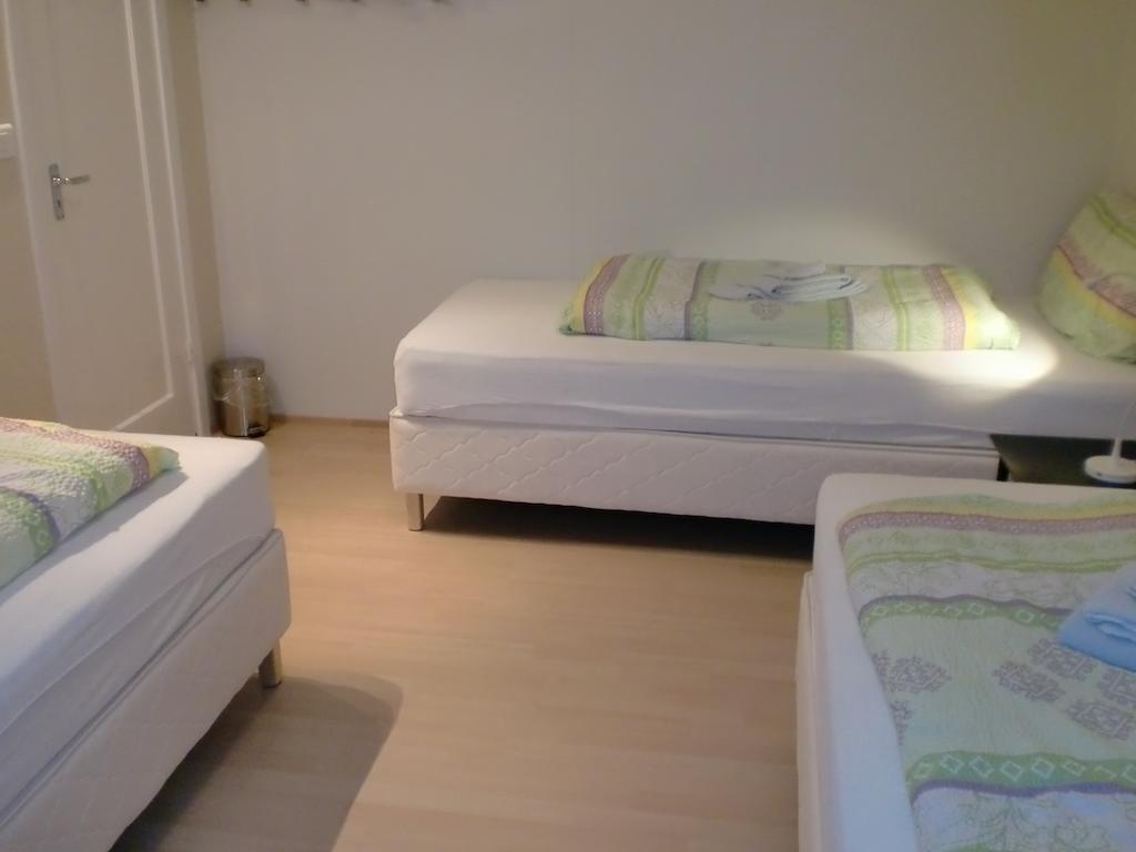 Guesthouse Tilraun Blonduos Chambre photo
